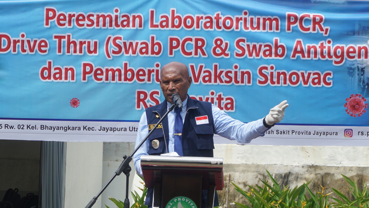 Wali Kota Jayapura DR Benhur Tomi Mano MM saat berikan sambutan